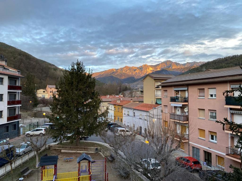 Apartamento Gold Cadi Guardiola de Bergueda Εξωτερικό φωτογραφία